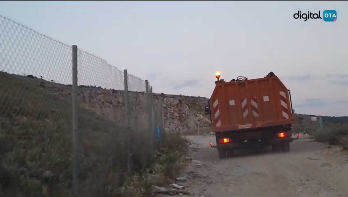 Ναύπλιο: Τί γίνεται με το σκουπιδότοπο της Καραθώνας; Κατέγραψαν με drone απορριμματοφόρο
