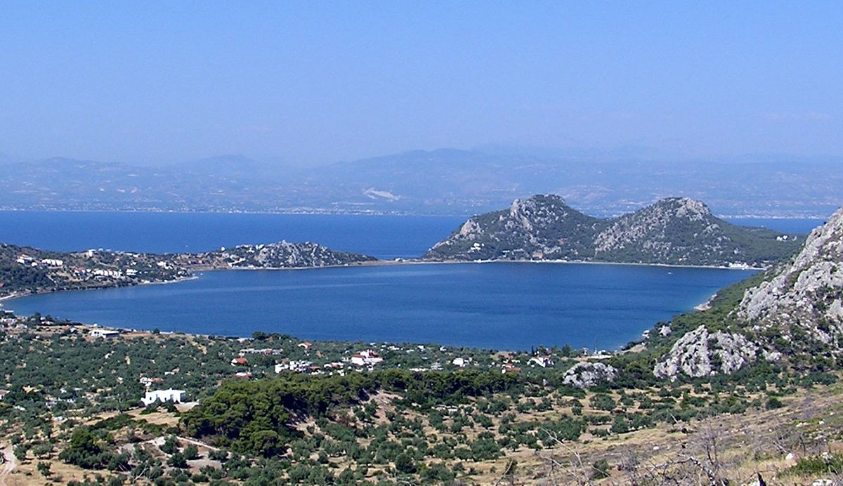 Ναός Ηραίου Περαχώρας και λίμνη Βουλιαγμένης: Ιδανική επιλογή για μονοήμερη εξόρμηση