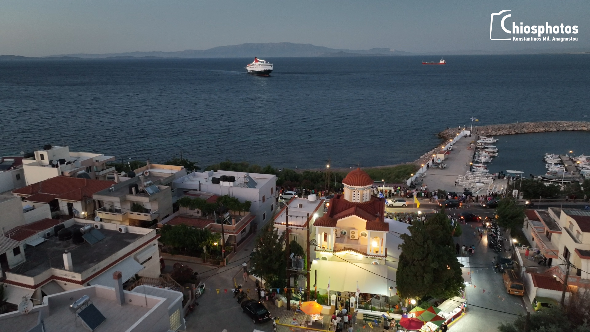 Το Νήσος Σάμος τίμησε τη Μικρασιάτισσα Αγία Παρασκευή με εντυπωσιακό τρόπο (Βίντεο)