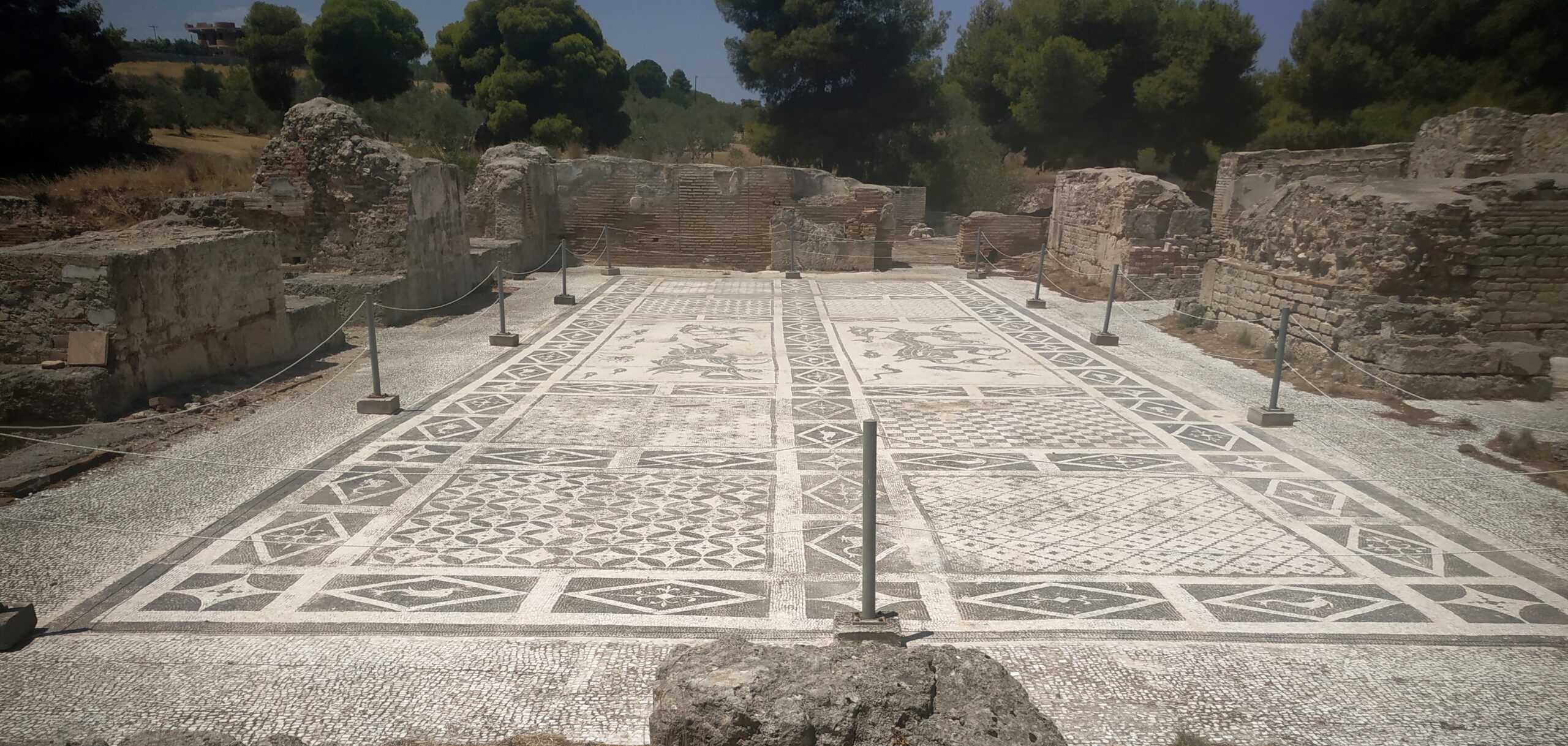 Ρωμαϊκό και Ελληνικό Λουτρό στα Ίσθμια