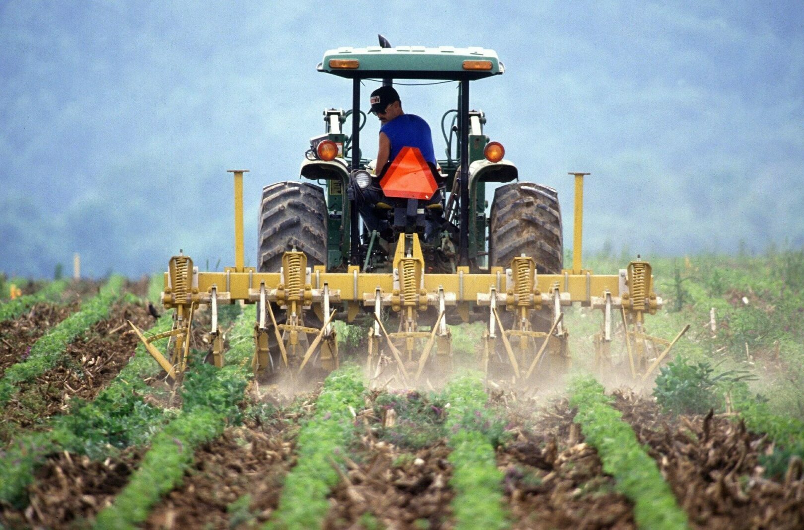 Το ΚΚΕ καλεί τους αγρότες να συμπορευτούν μαζί του