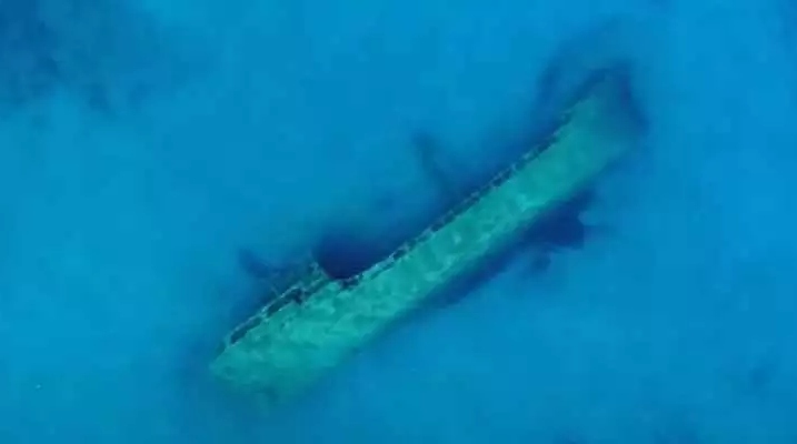Πελοπόννησος: Ένα απόκοσμο ναυάγιο σε ένα πανέμορφο τοπίο (Βίντεο)