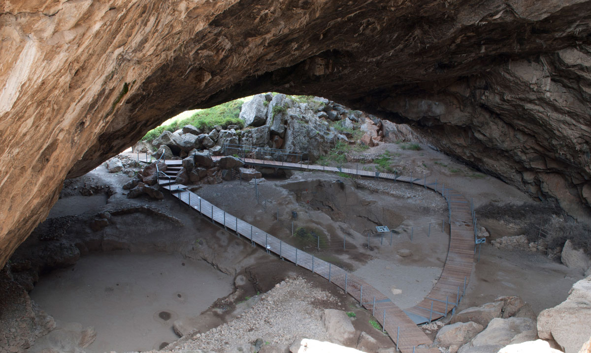 Σπήλαιο Φράγχθι (2)