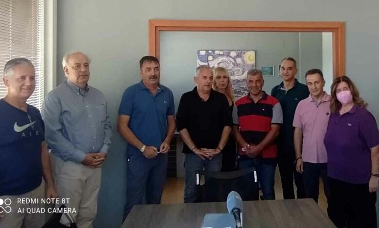 Υπογραφή σύμβασης νέου δημαρχείου στο Ζευγολατιό