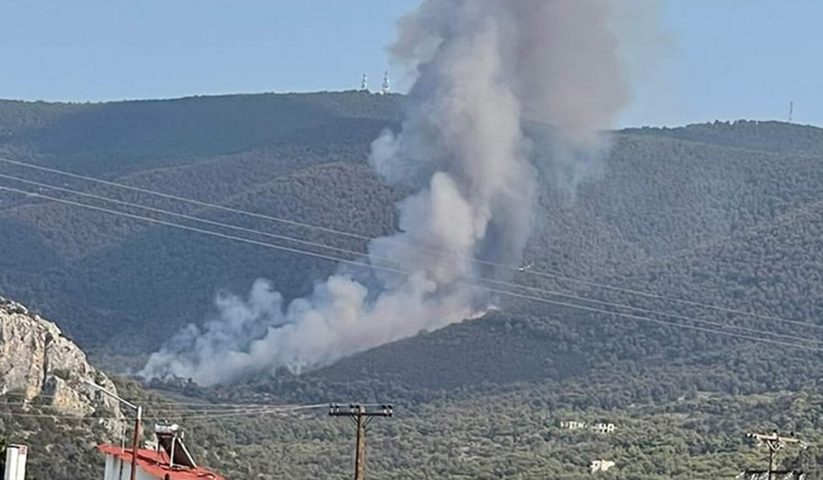 Φωτιά στην Κορινθία: Καλύτερη η εικόνα στο Κατακάλι – Λιποθύμησε πυροσβέστης