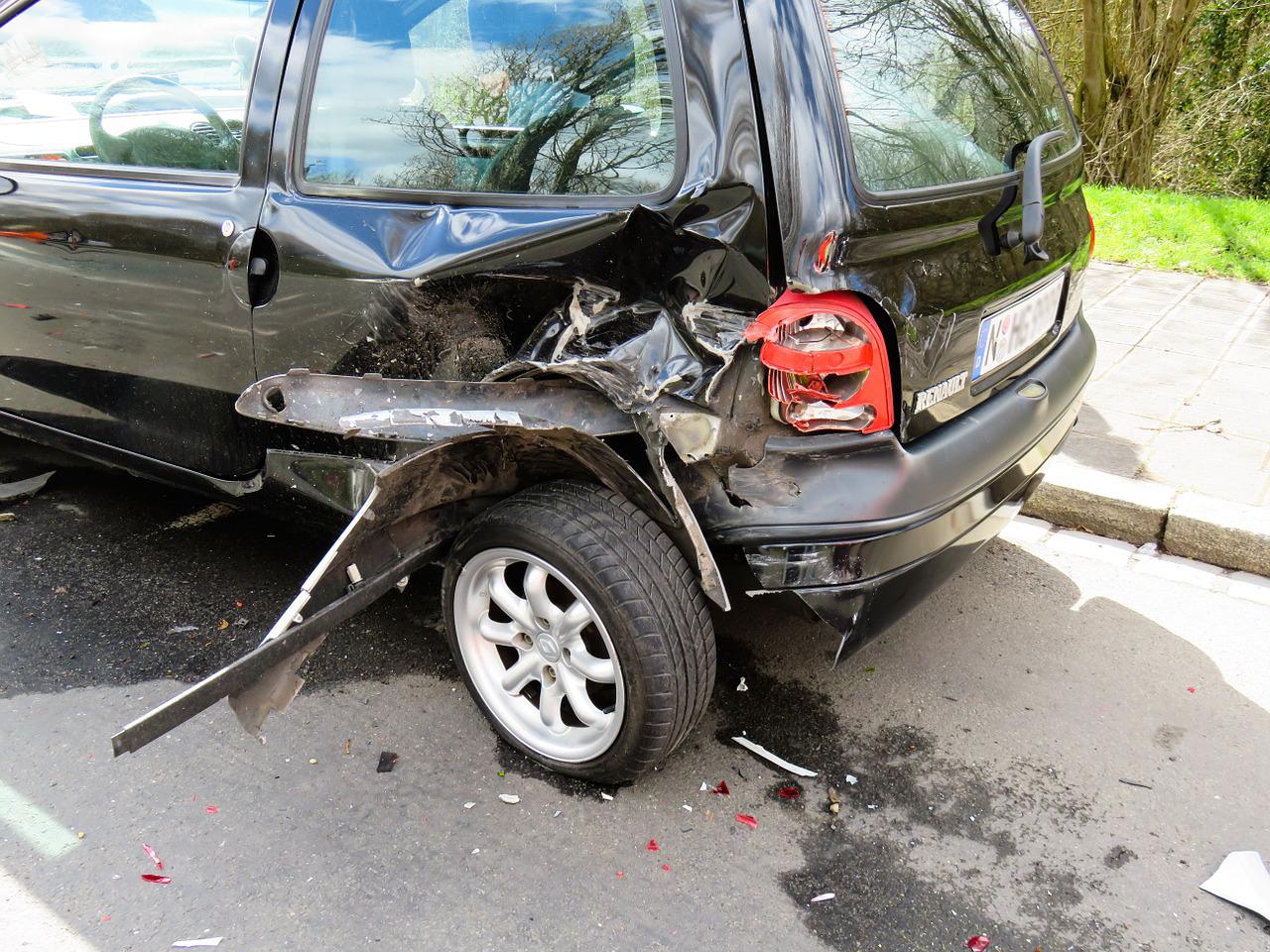 Κεφαλάρι: Τραυματίστηκε γυναίκα σε τροχαίο – Το αυτοκίνητο έπεσε σε χωράφι