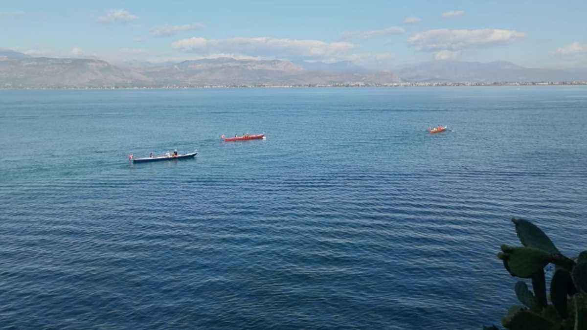 Κωπηλάτες Τολό