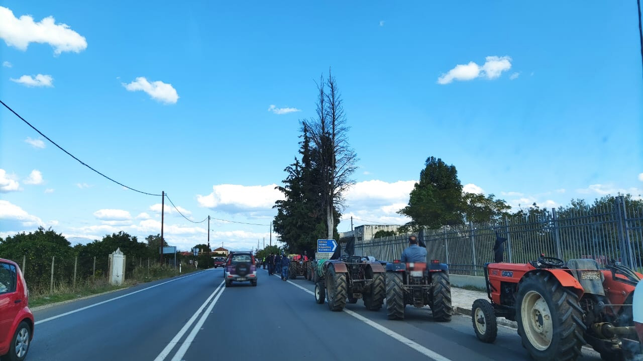 Διαμαρτυρία αγροτών Αργολίδα τρακτέρ (1)