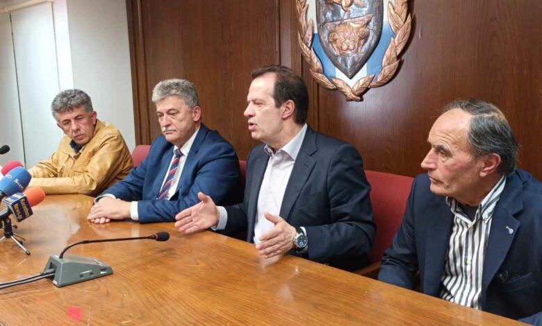Δέδες Γιώργος νερό Κορινθία 2