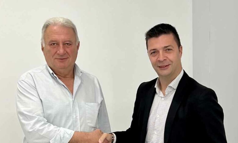 Νικολάου Ευάγγελος Κώστας Μάκαρης