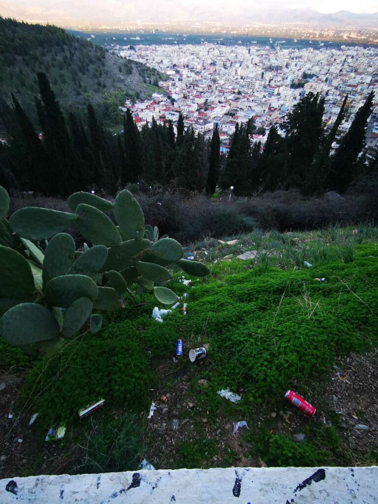 Λόφος Παναγίας Πορτοκαλούσας Άργος σκουπίδια (4)