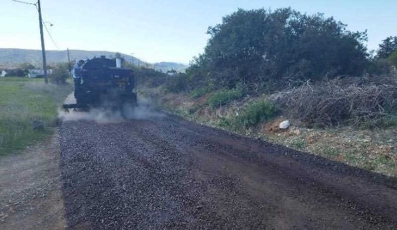 Ερμιονίδα: Επισκευάζονται οι αγροτικοί δρόμοι στο Ηλιόκαστρο