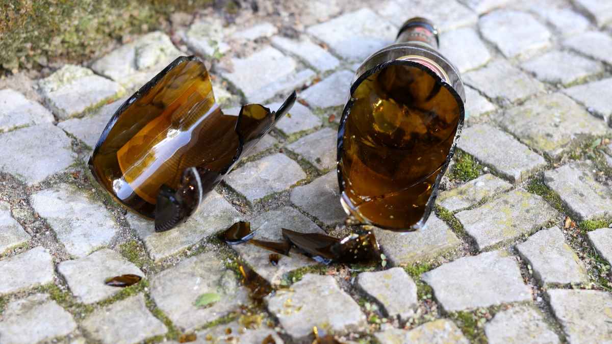 Ανησυχία στην Πάτρα με 15χρονο που εντοπίστηκε σε κωματώδη κατάσταση από κατανάλωση αλκοόλ