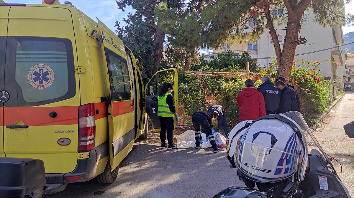 Νεκρός άντρας στο Ναύπλιο (2)