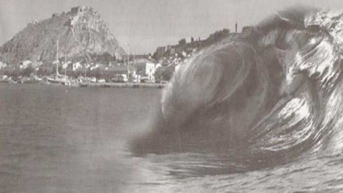 1956: Πώς το τσουνάμι που σήκωσε ο σεισμός της Αμοργού έφθασε μέχρι το Ναύπλιο