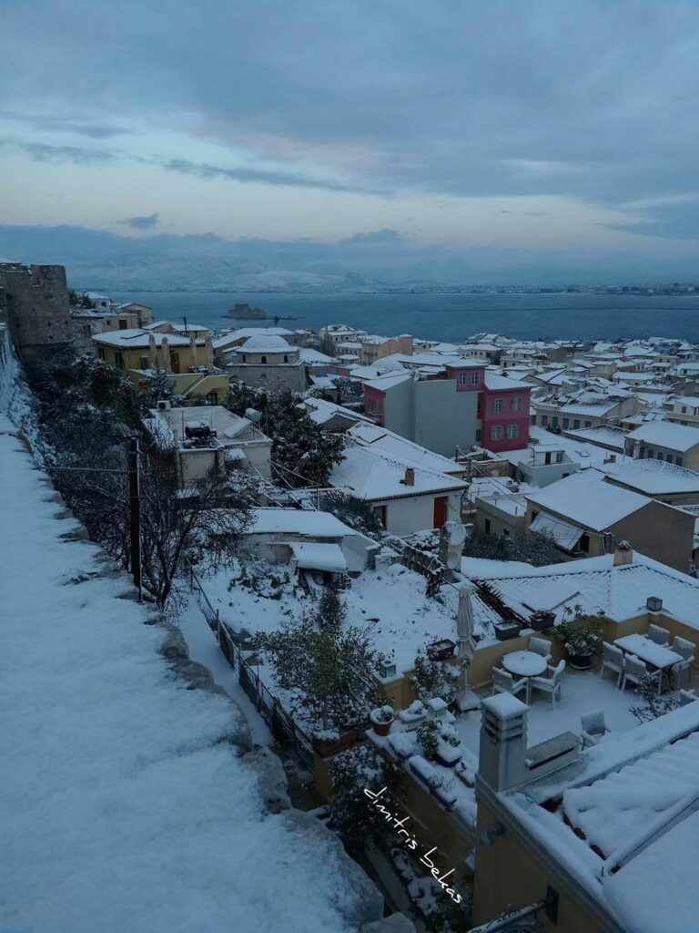 Χιόνια στο Ναύπλιο 2017 ΦΩΤΟ Δ ΜΠΕΚΑΣ (11)