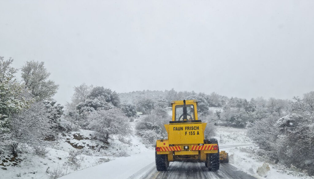 Αργολίδα χιόνια παρεμβάσεις στο οδικό δίκτυο (2)
