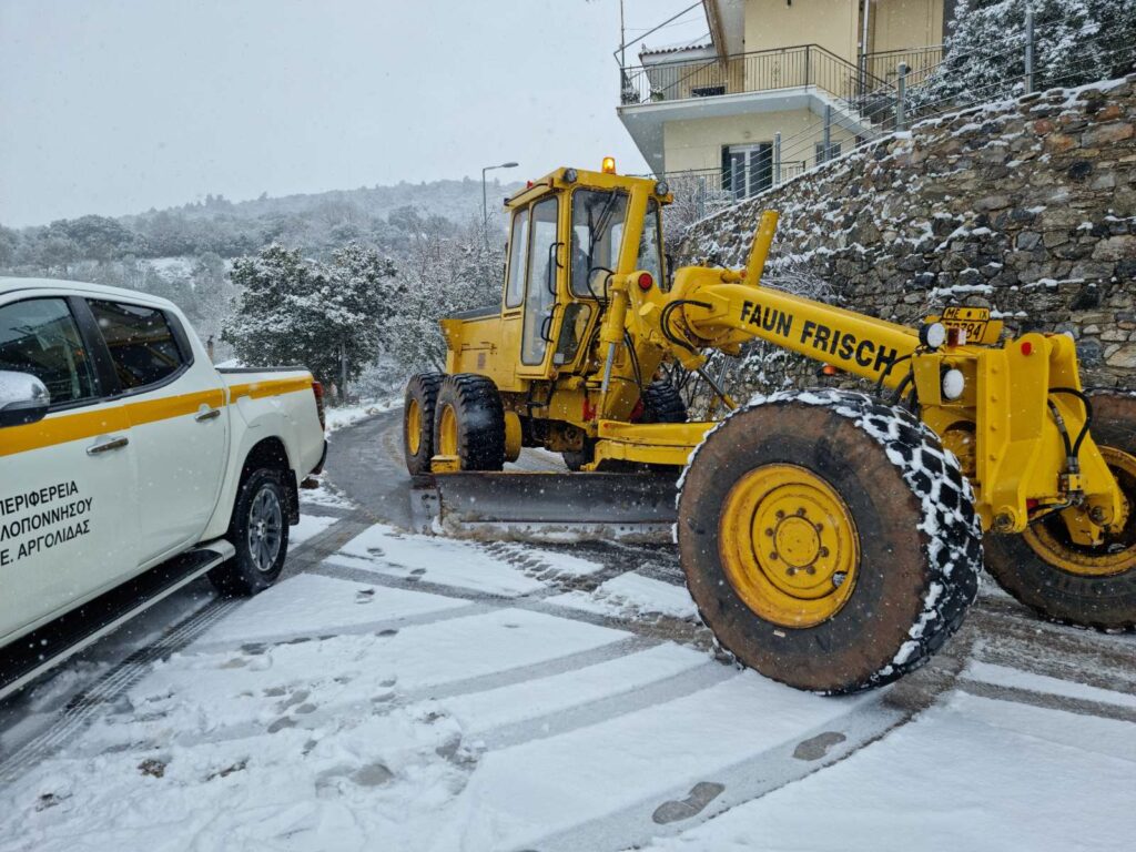 Αργολίδα χιόνια παρεμβάσεις στο οδικό δίκτυο (6)