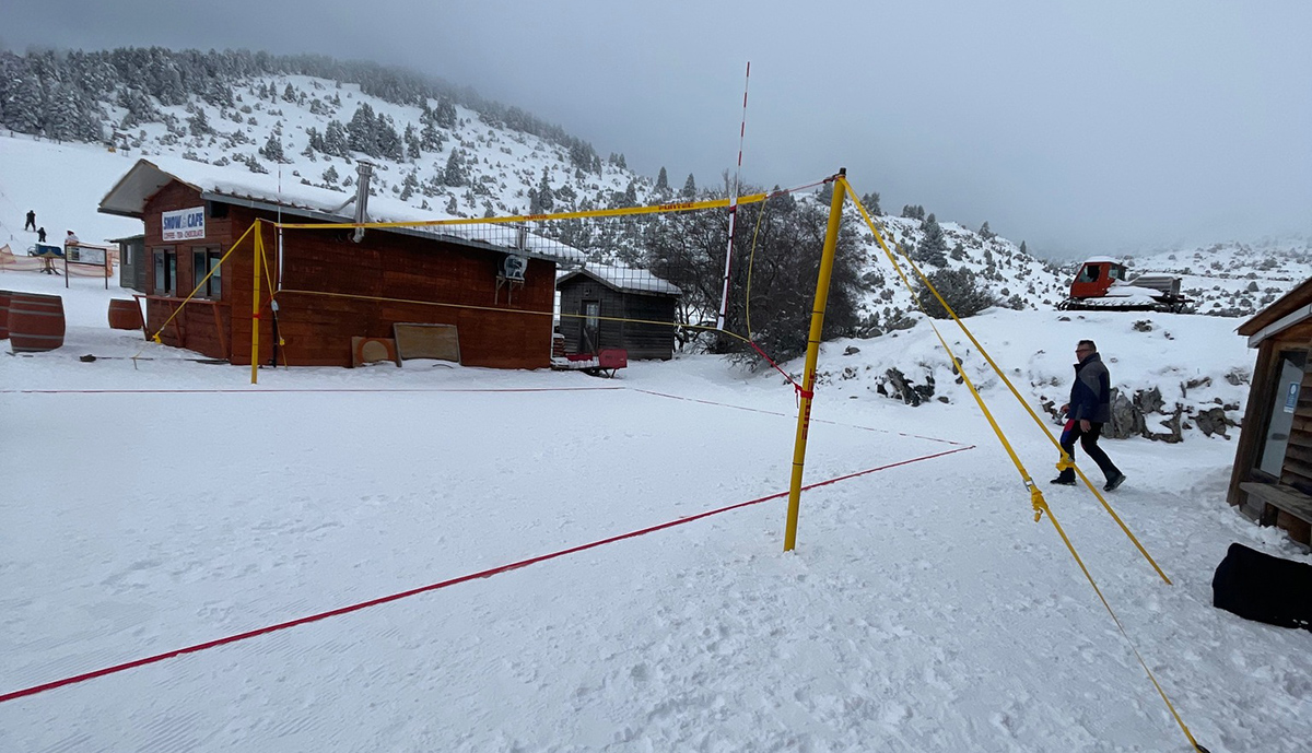 Πάμε για Snow Volley στο Μαίναλο;