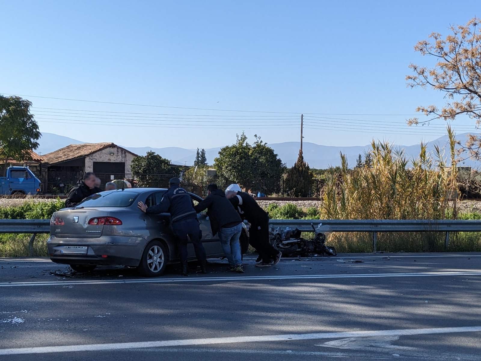 Τροχαίο με έναν τραυματία στην Δαλαμανάρα (φωτο)