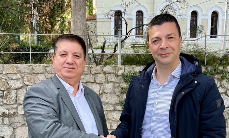 ΕΡΡΙΚΟΣ ΑΝΔΡΙΑΝΟΠΟΥΛΟΣ ΚΑΙ ΚΩΣΤΑΣ ΜΑΚΑΡΗΣ 1