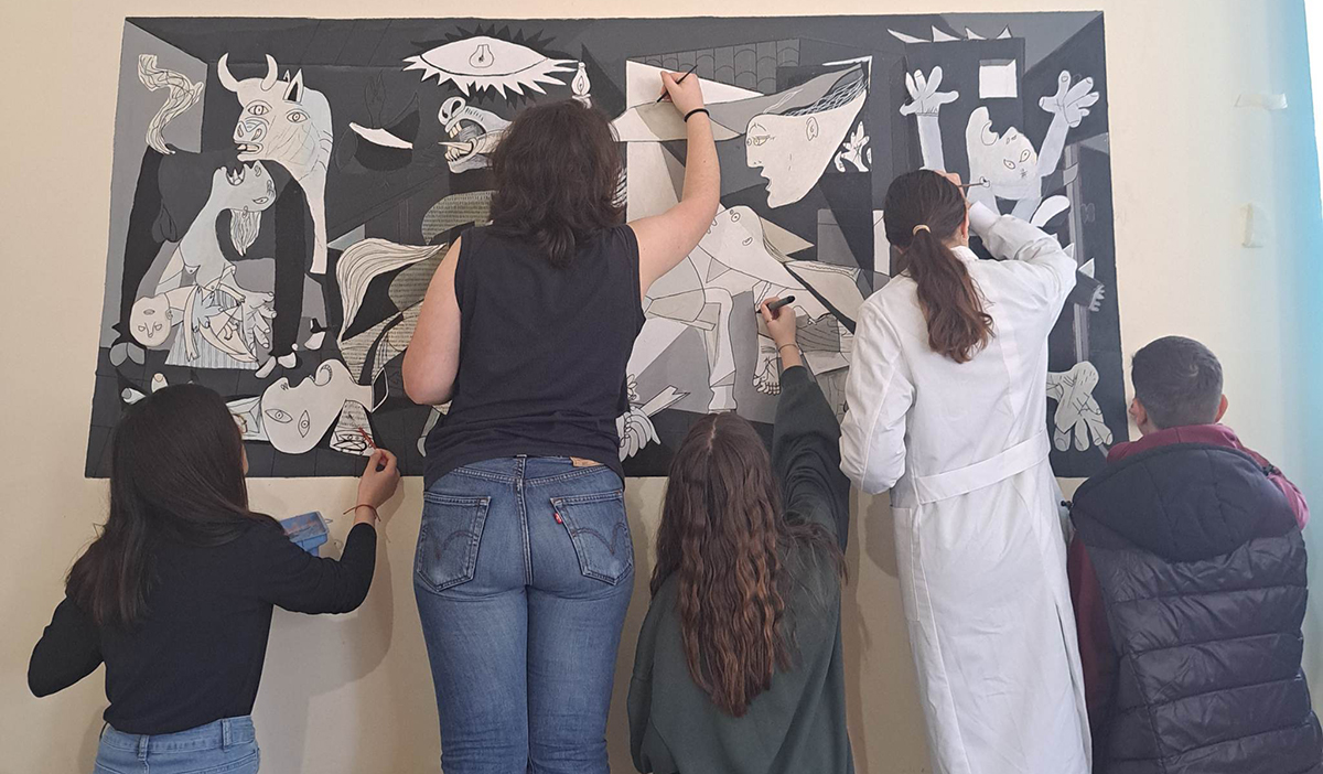 Οι μαθητές του Καλλιτεχνικού Σχολείου Αργολίδας ζωγραφίζουν Πικάσο