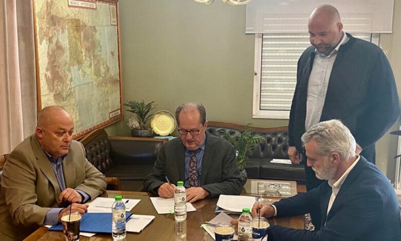 Υπογραφή σύμβασης αντικατάστασης αγωγού ύδρευσης στο Ναύπλιο
