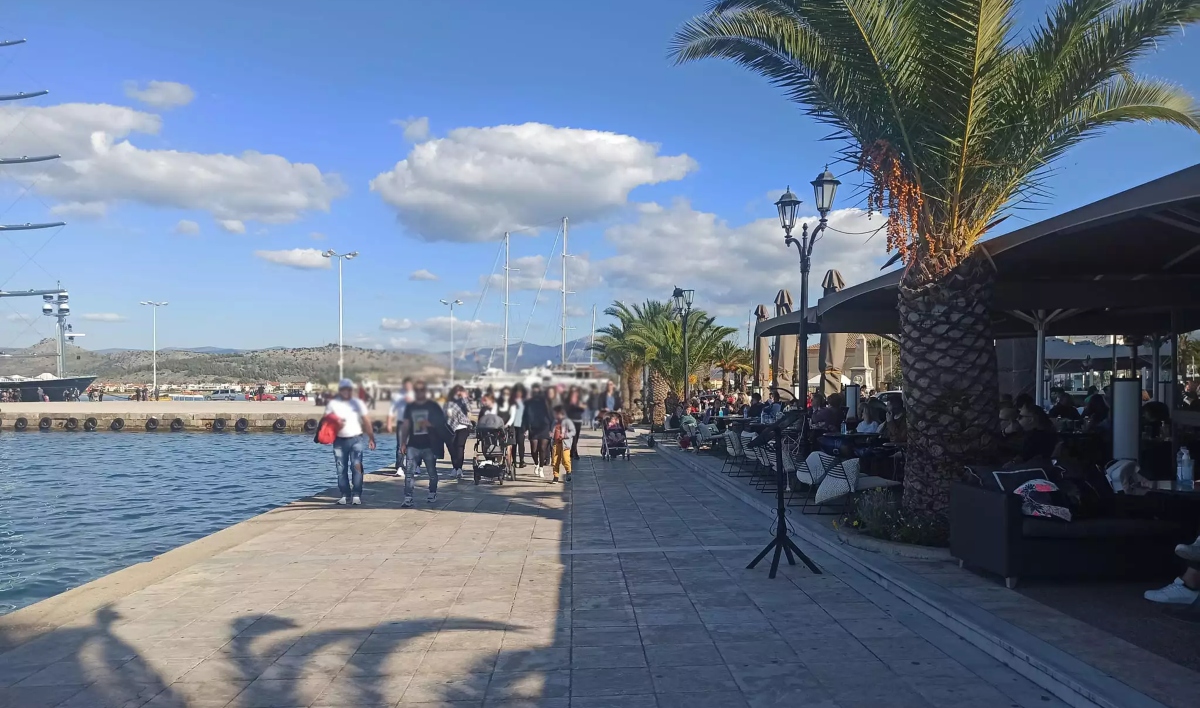 Ναύπλιο: Κυριακάτικη επίσκεψη του ΣΔΟΕ – Σαφάρι ελέγχων στην εστίαση