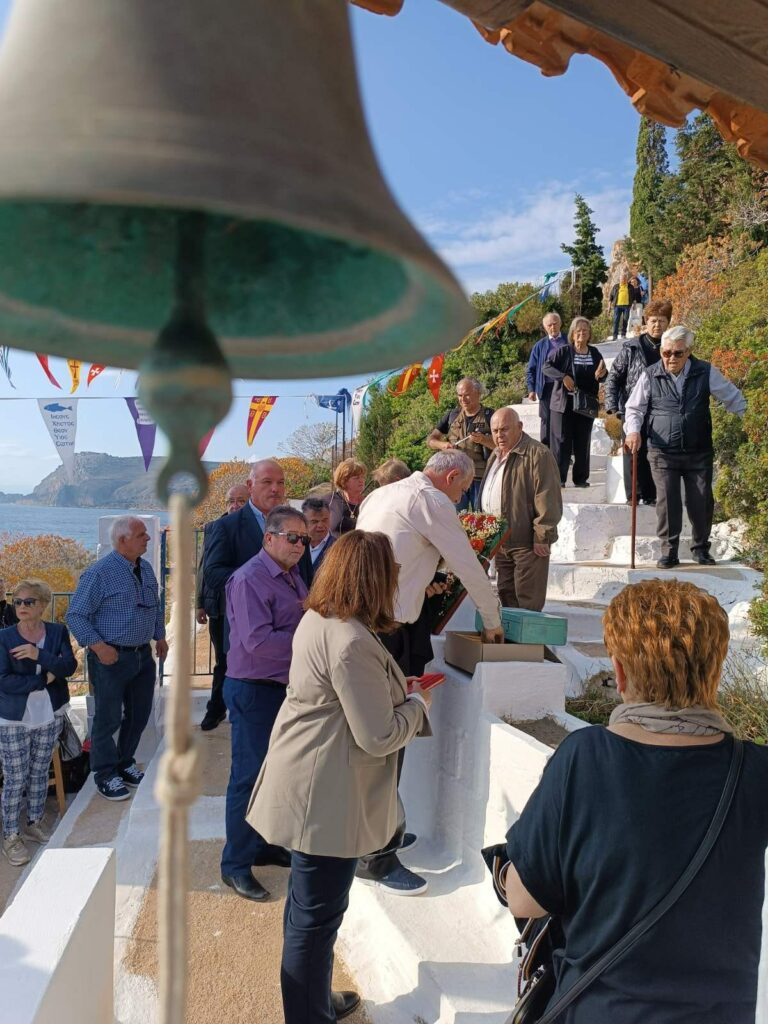 Εσπερινός Άγιος Νικόλαος κρασόκτιστος Καραθώνα (6)