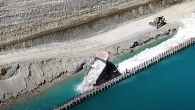 Διώρυγα Κορίνθου τρύπες στο νερό (2)