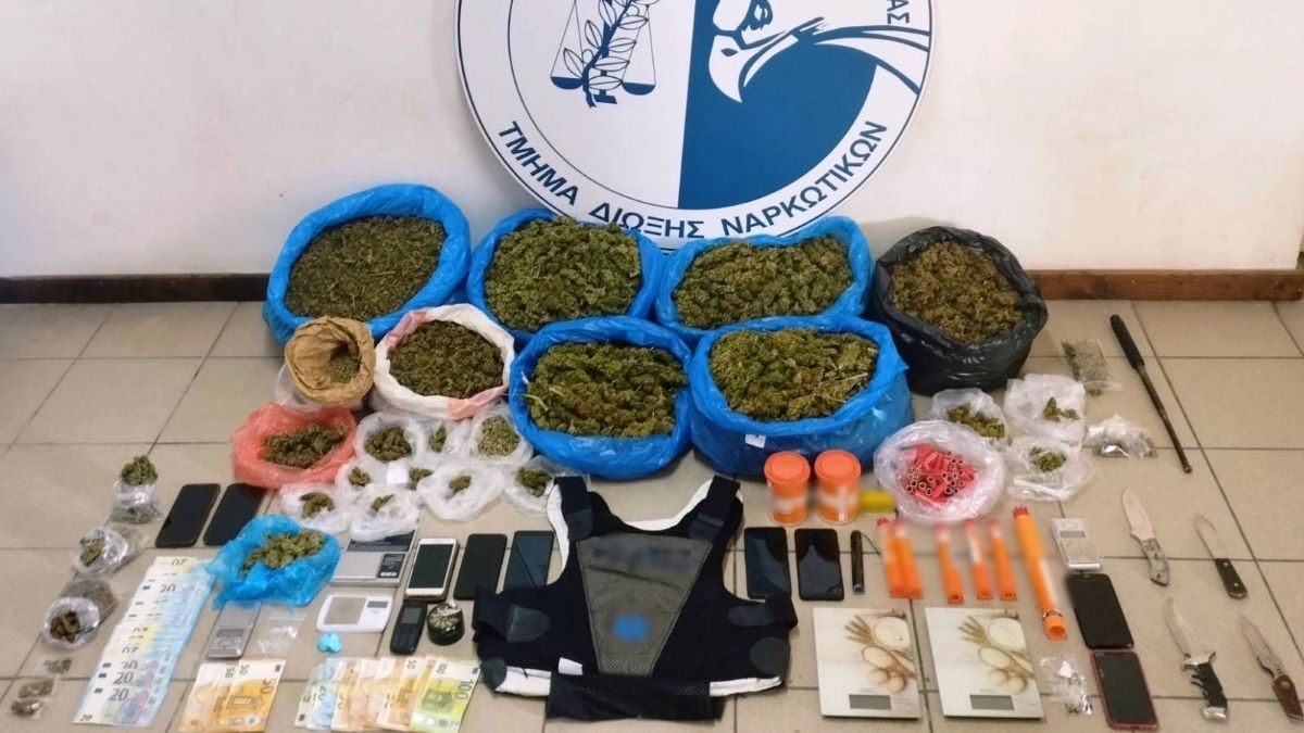 Εξαρθρώθηκε εγκληματική οργάνωση που διακινούσε ναρκωτικά – Κατασχέθηκαν πάνω από 10 κιλά κάνναβης