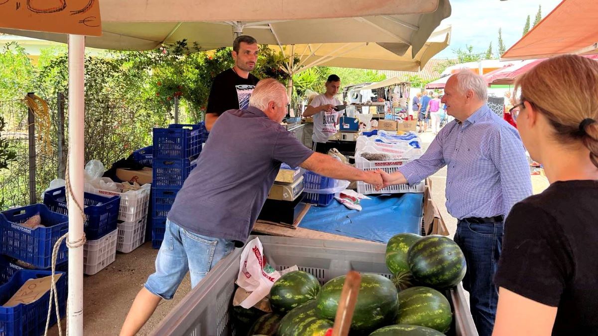 Σε Λυγουριό και Δρέπανο περιόδευσε ο Ανδριανός