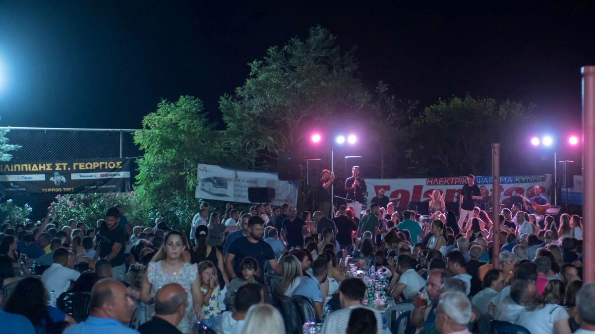 Με πολύ κόσμο, τραγούδι και χορό έγινε το Λαϊκό Γλέντι στη Λυρκεία