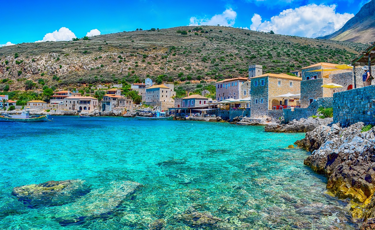 Ήσυχος προορισμός η Πελοπόννησος για τους τουρίστες – Από ποιους παίρνει τον υψηλότερο βαθμό
