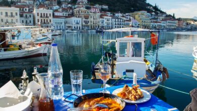 Φαγητό στη θάλασσα