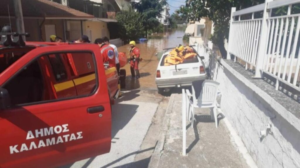 Εθελοντές από την Καλαμάτα σε επιχειρήσεις διάσωσης στη Θεσσαλία 2