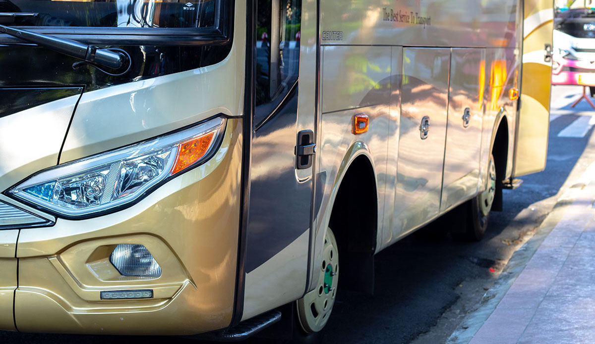 Κόρινθος: Ηλεκτρικά οχήματα και λεωφορεία αλλάζουν τα πάντα στο κέντρο της πόλης
