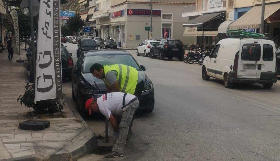 Ναύπλιο: Καθαρίζουν φρεάτια αναμένοντας τη βροχή