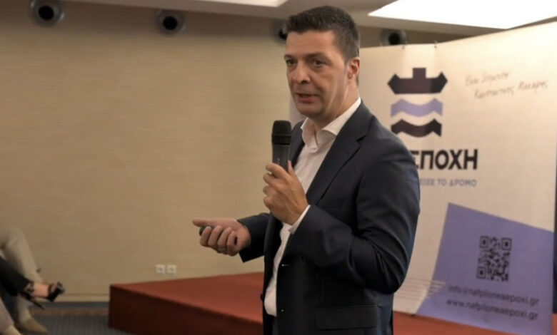 Κώστας Μάκαρης