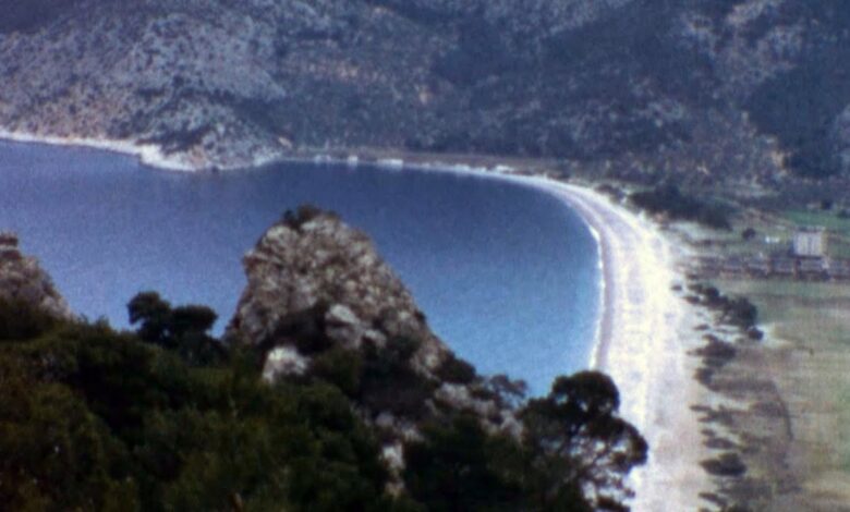 Παραλία Ψάθα