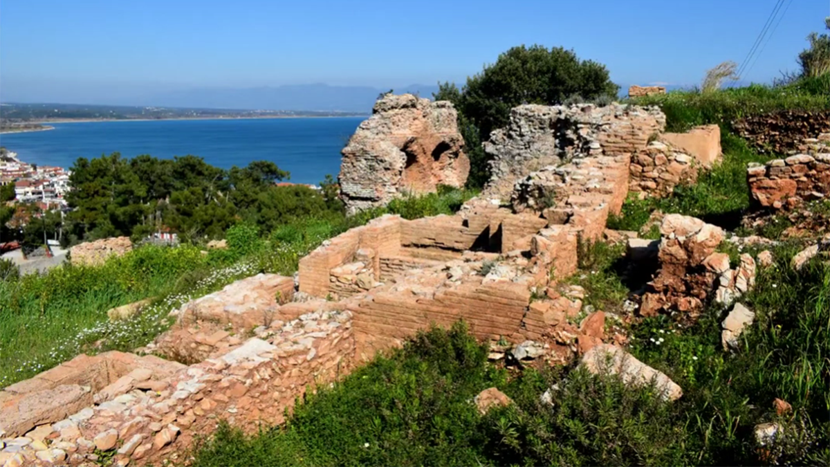 Η Αρχαία Κορώνη στο σημερινό Πεταλίδι και η σχέση της με την Ασίνη της Αργολίδας