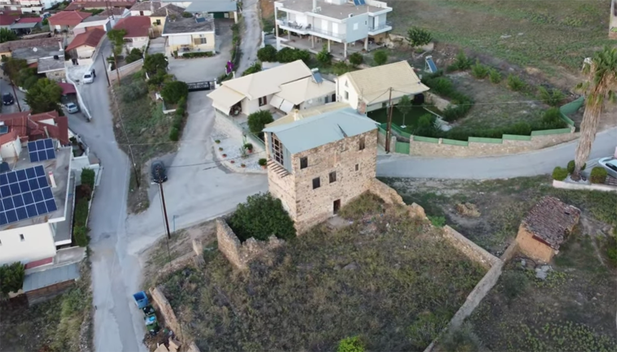 Η άγνωστη πυργοκατοικία της Αργολίδας με την υπέροχη θέα (Βίντεο)