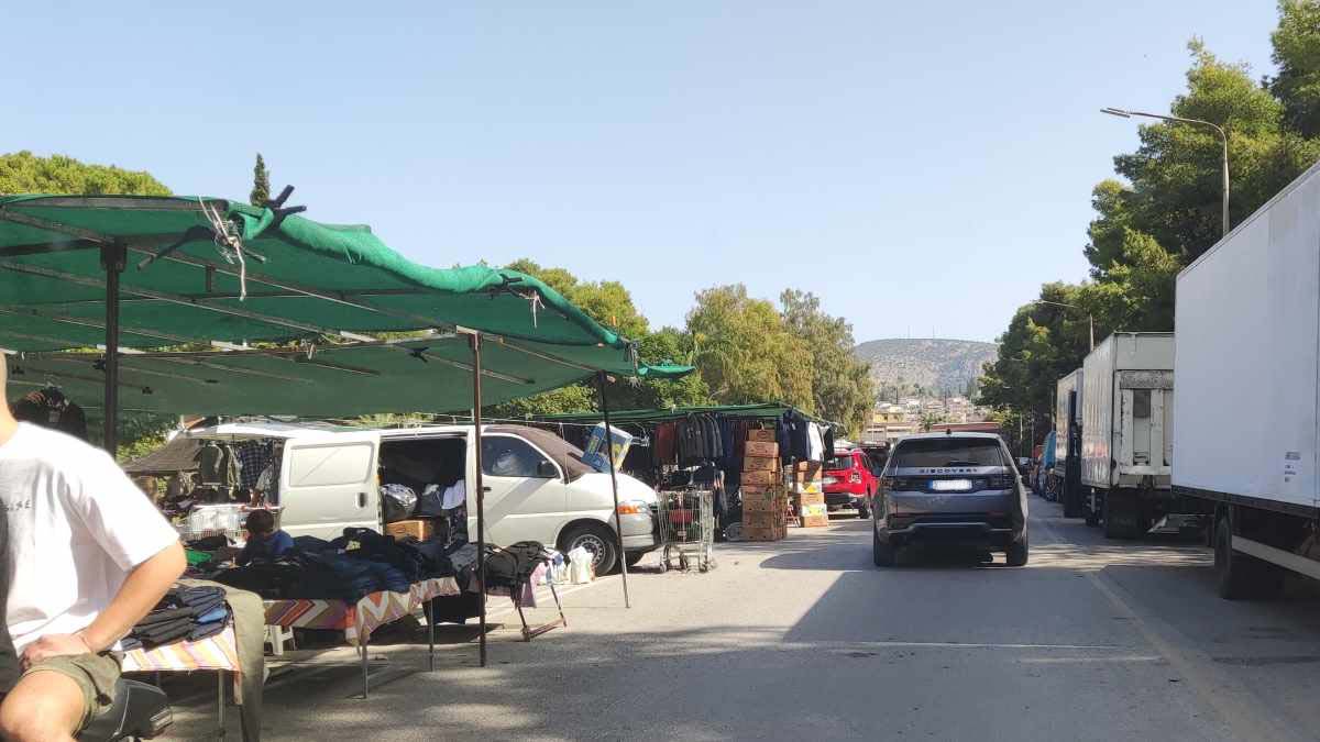 Λαϊκή αγορά Ναυπλίου: Ασφυκτικό κυκλοφοριακό κομφούζιο στους κεντρικούς δρόμους