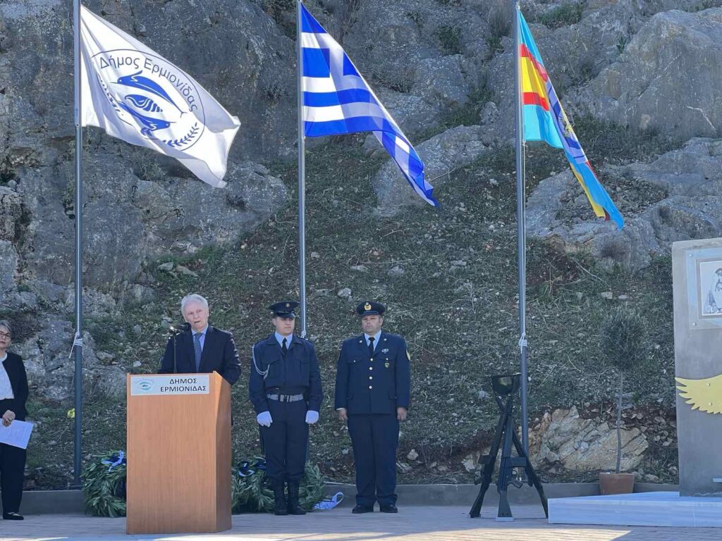 Ανδριανός Μιχαήλ Παπαμιχαήλ (3)