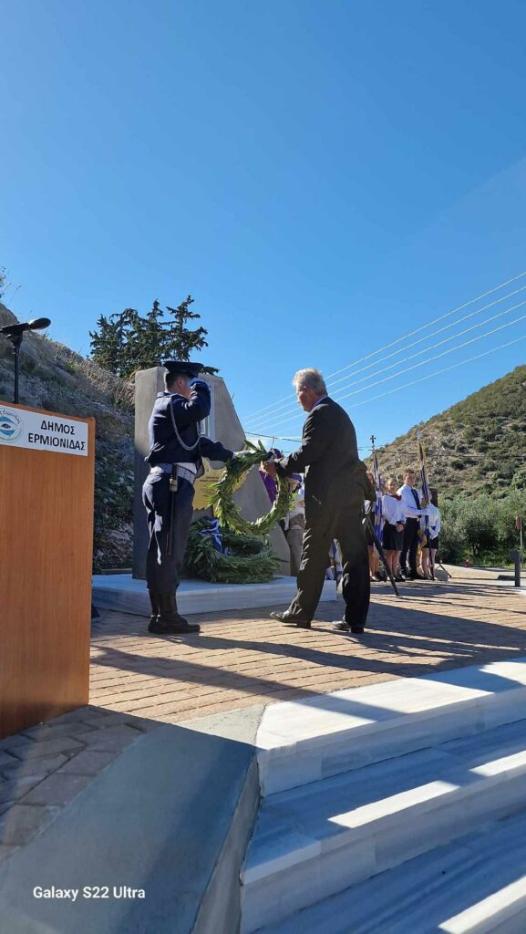 Αποκαλυπτήρια Μνημείου Σμηναγού Μιχαήλ Παπαμιχαήλ (19)