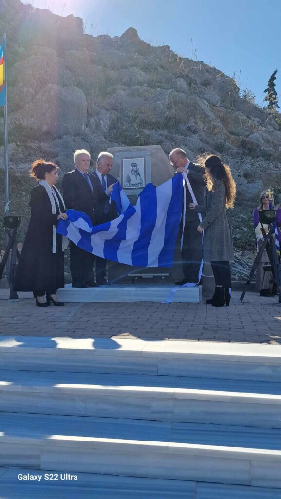 Αποκαλυπτήρια Μνημείου Σμηναγού Μιχαήλ Παπαμιχαήλ (5)