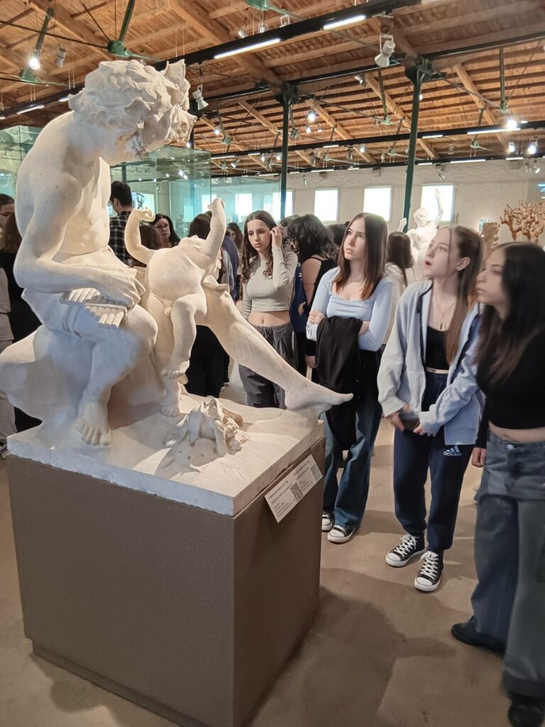 Επίσκεψη Καλλιτεχνικού Γυμνασίου Αργολίδας Εθνική Γλυπτοθήκη (11)