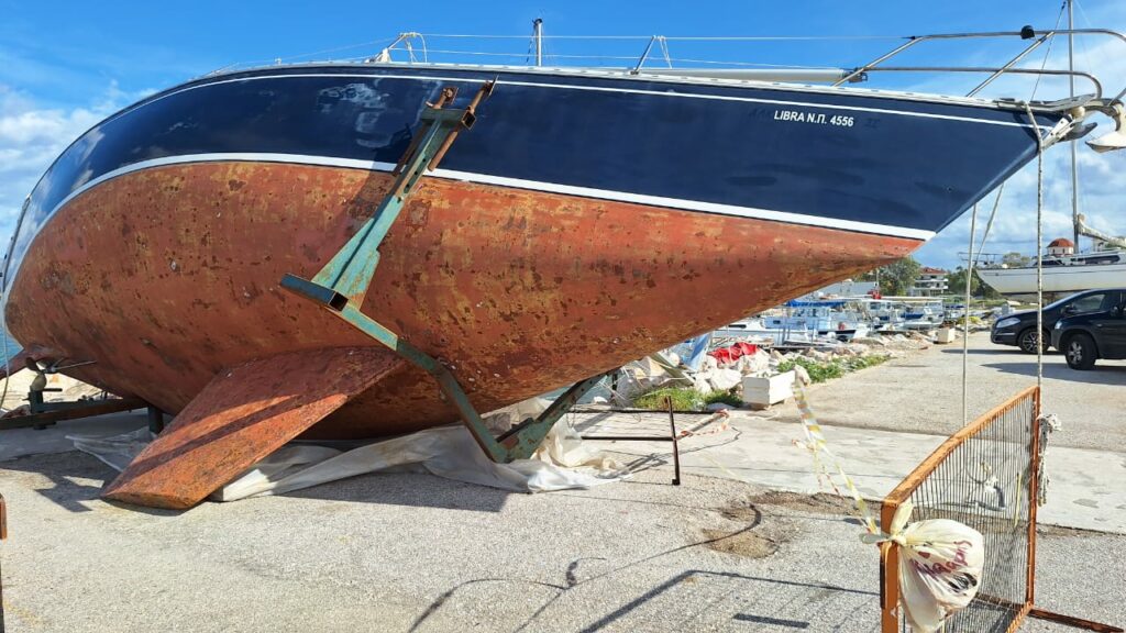 Ιστιοφόρο κακοκαιρία Ναύπλιο (1)