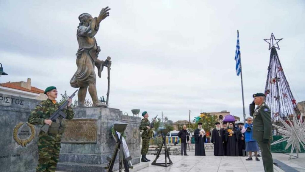 Αρχηγός ΓΕΕΘΑ Κ.Φλώρος Αρεόπολη