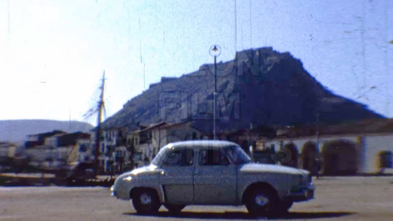 Στο Ναύπλιο του 1960 με Renault Dauphine